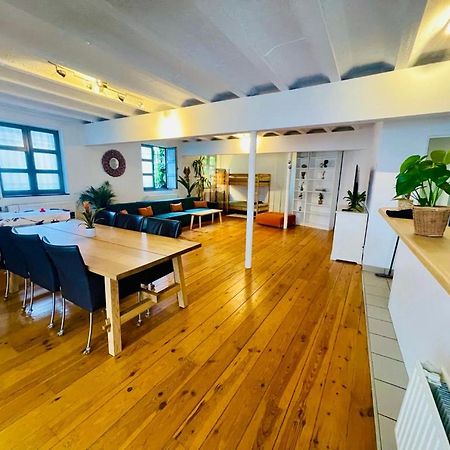 Down Town Oasis-Spacious Loft With Private Parking 布鲁塞尔 外观 照片